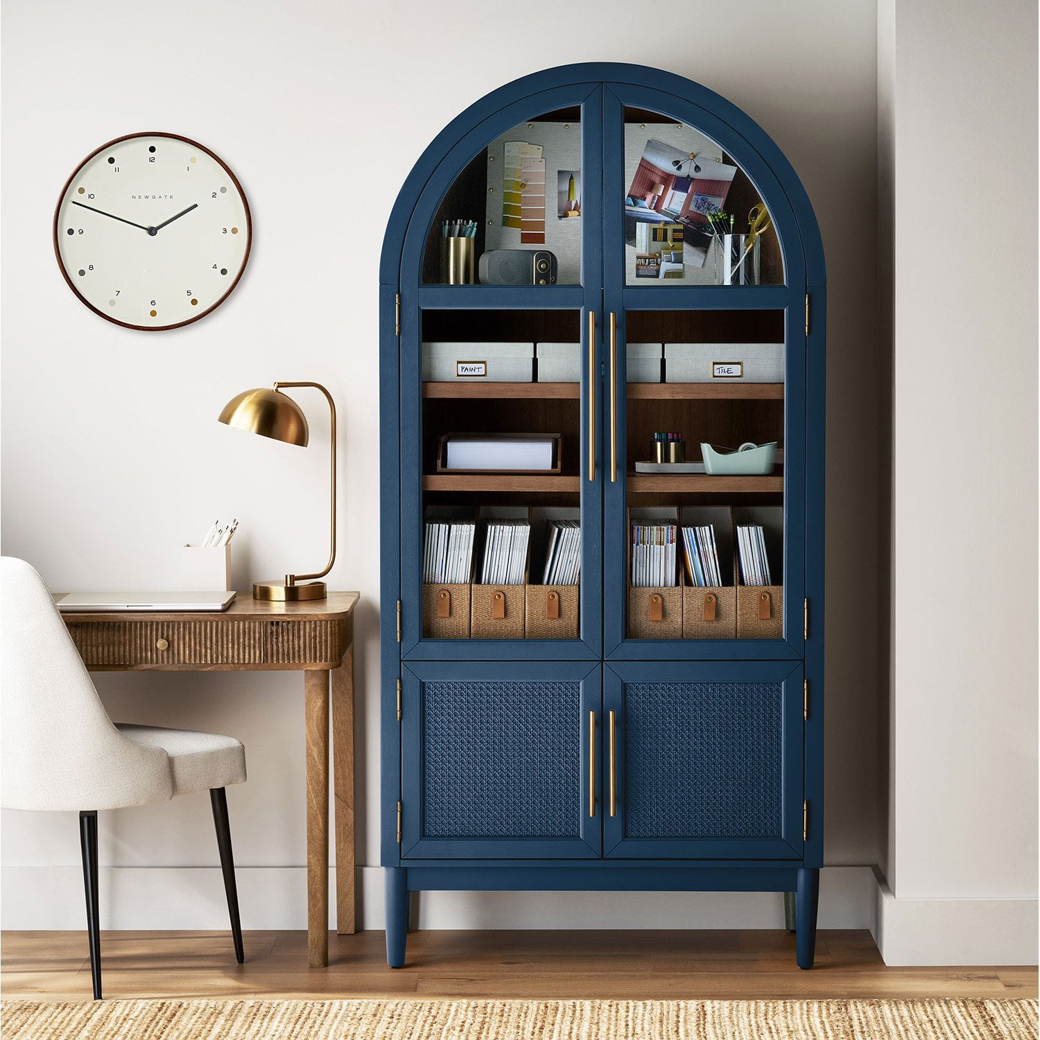 焼印あり Aunt Stella's ウォールキャビネット アメリカンカントリー Member's Mark Enzo Storage Cabinet With Rattan Cabinet Doors
