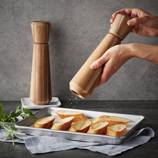 Member's Mark Acacia Salt and Pepper Mill Set, Assorted Colors