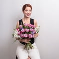 thumbnail image 3 of Member's Mark Farm Fresh Rose Bouquet, 28 stems, choose color, 3 of 7