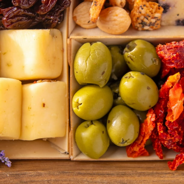 Nibble Charcuterie Grand Meat and Cheese Board - Samsclub.com