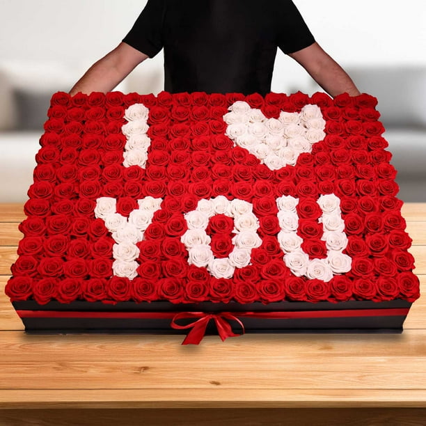 Member's Mark I LOVE YOU XXL Premium Preserved Rose Gift Display