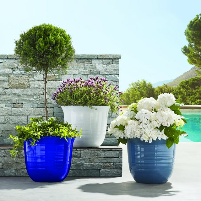 Member's Mark 22" Windspeed Resin Planter