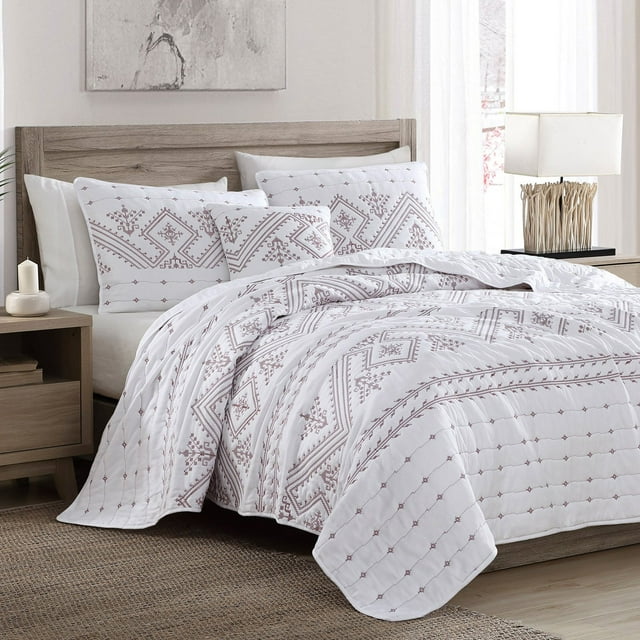 Brielle Home Cross Stitch Quilt Set, Assorted Sizes and Colors