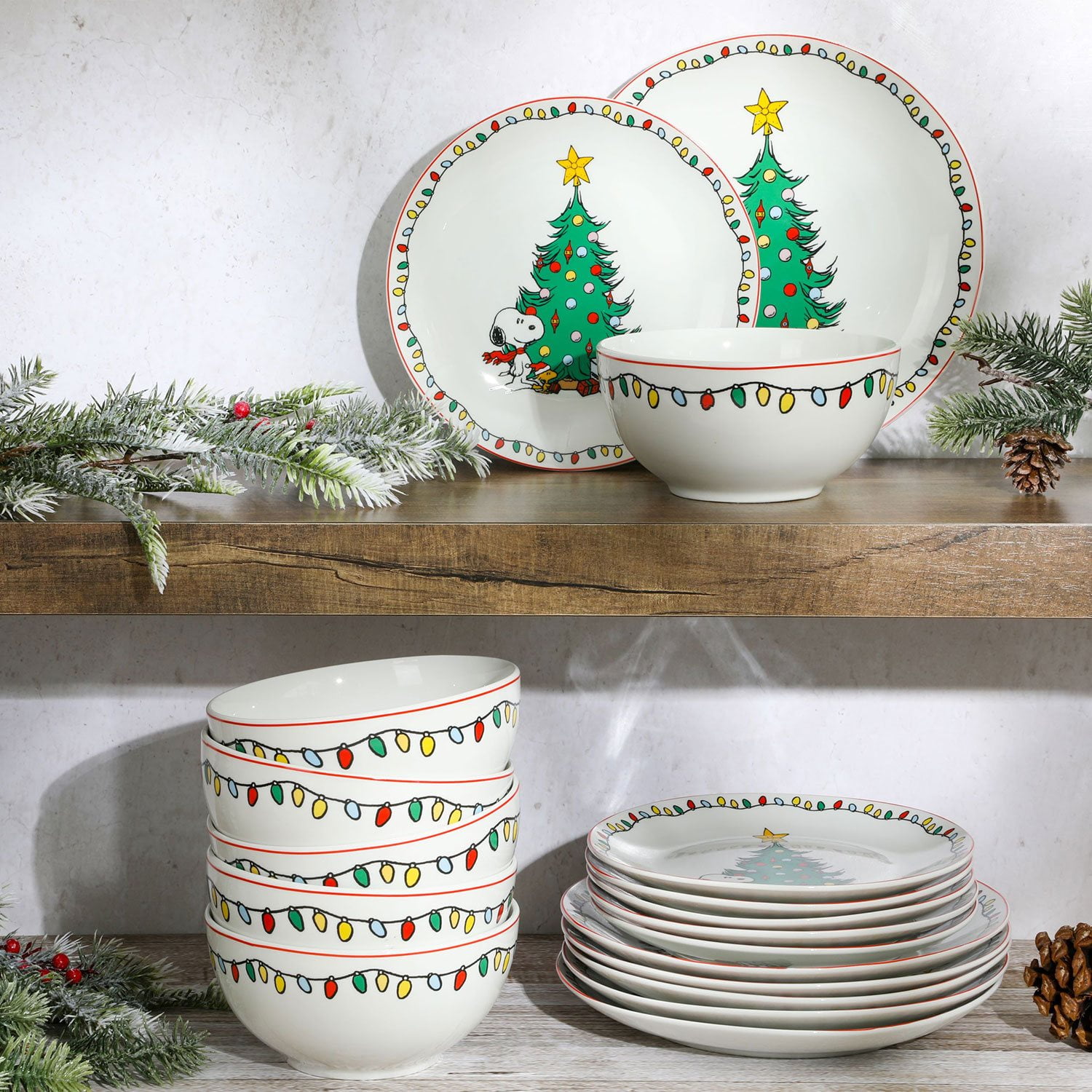 Peanuts 18-Piece Holiday Ceramic Dinnerware Set - Samsclub.com