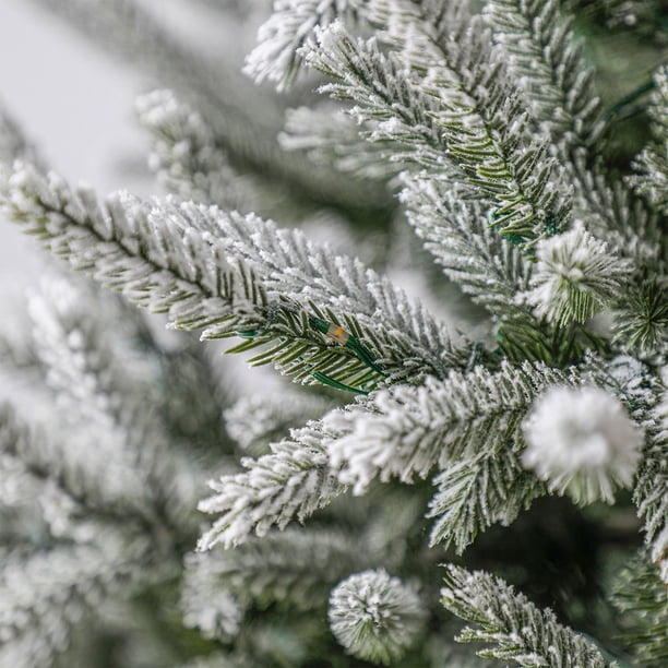 Member's Mark 7.5' Snowy Georgia Fir Christmas Tree - Samsclub.com