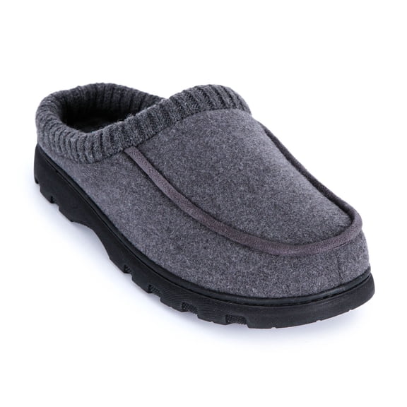Isotoner Men's Classic Comfort Slipper