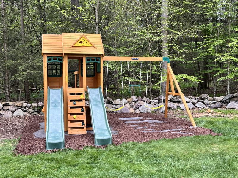 KidKraft Overland Heights Wooden Swing Set with Monkey Bars