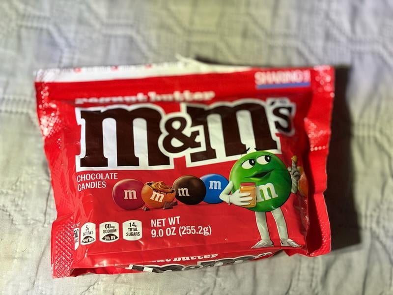 M&M'S Peanut Butter Milk Chocolate Candy, Full Size, 24 ct