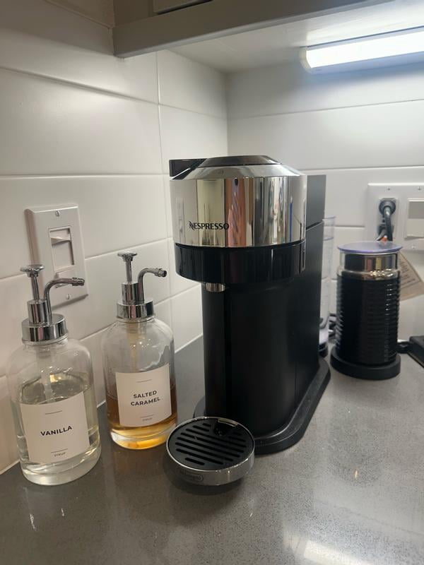 Nespresso Vertuo Next Deluxe by De'Longhi, Dark Grey with Milk