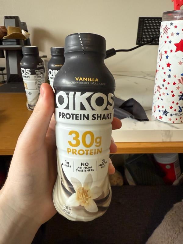 Customer reviews for OIKOS 30G Protein Shake, Chocolate, 12 fl. oz., 12 pk.