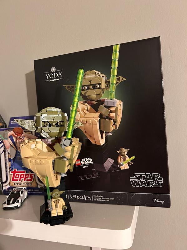 LEGO Star Wars: Attack of the Clones Yoda Bust, 399 pc. - Samsclub.com